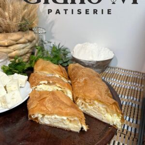 Salarie cu brânză de oi și vaci